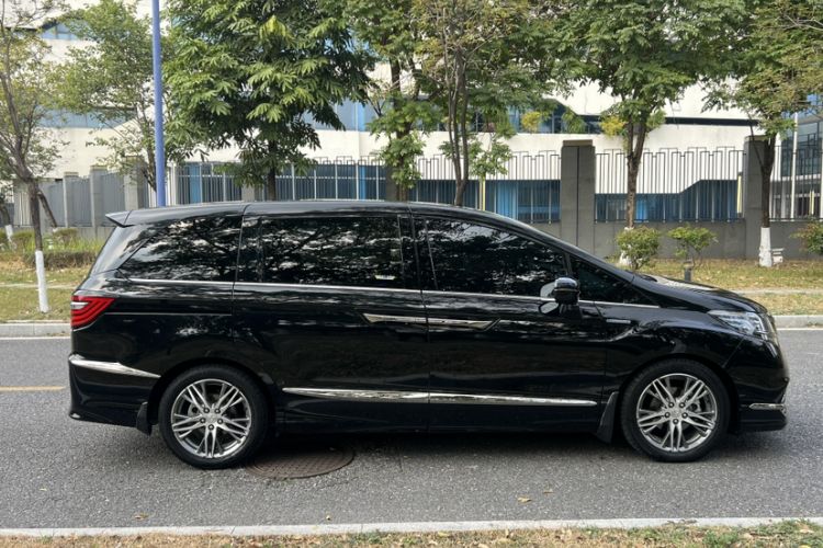 Used Honda Elysion 2019 2.0L Hybrid Luxury Edition
