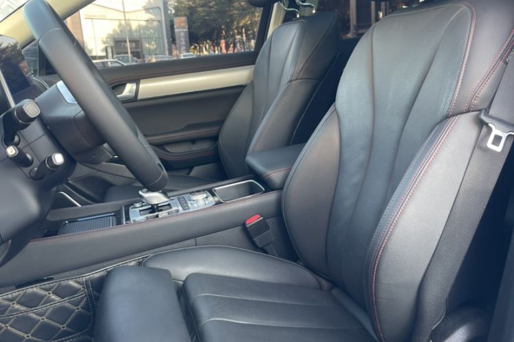 Used BYD Tang New Energy 2018 DM 2.0T All-Wheel Drive Smart Connect Innovation Model 5 Seats China V Emission Standard
