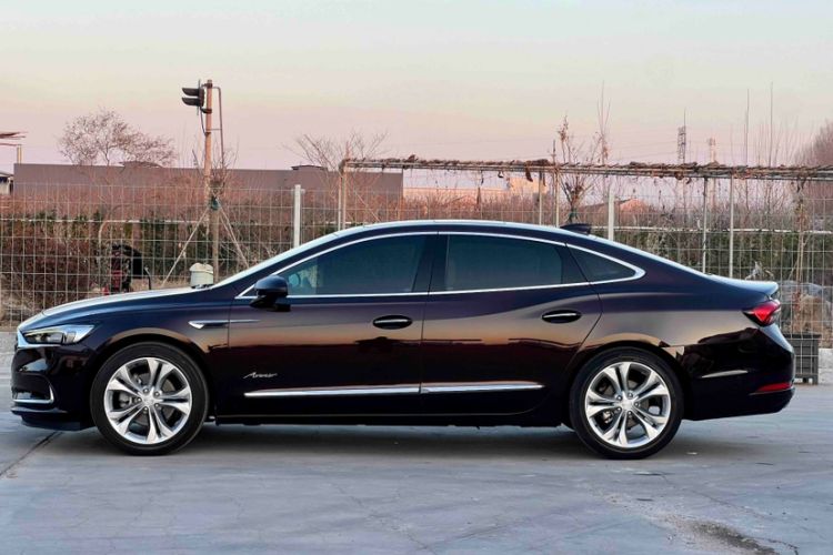 Used Buick LaCrosse 2021 Avenir Avia First-Edition Model
