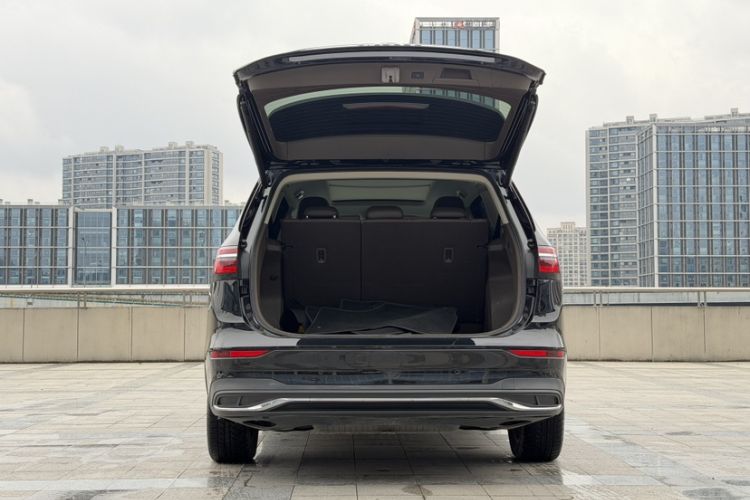 Used Volkswagen Viloran 2022 380TSI Luxury Edition