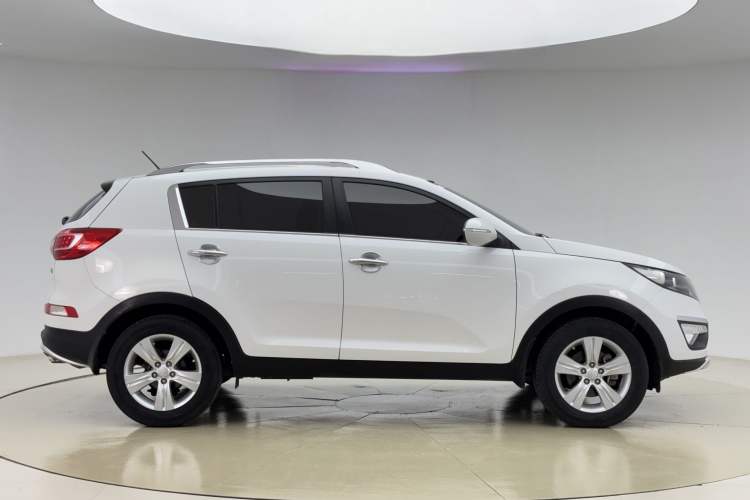 Used Kia Sportage R 2014 2.0L Manual Two-Wheel-Drive GLS
