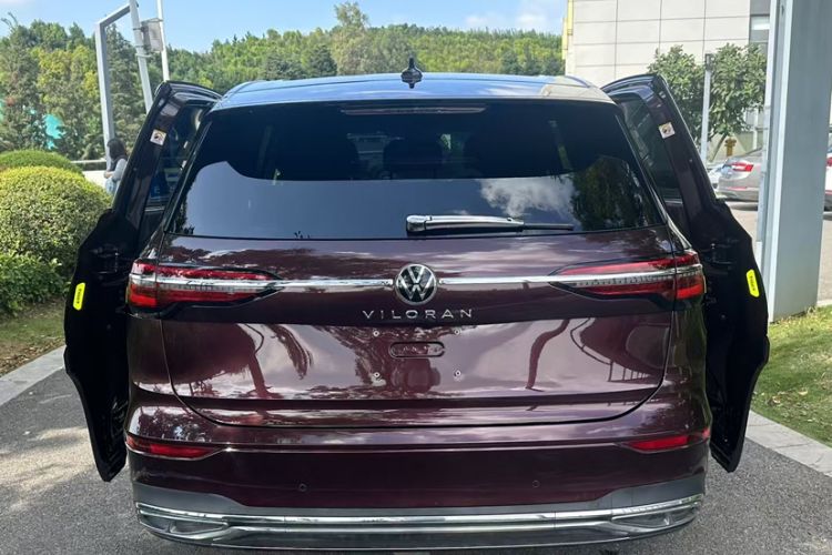 Used Volkswagen Viloran 2023 380TSI Prestige Edition
