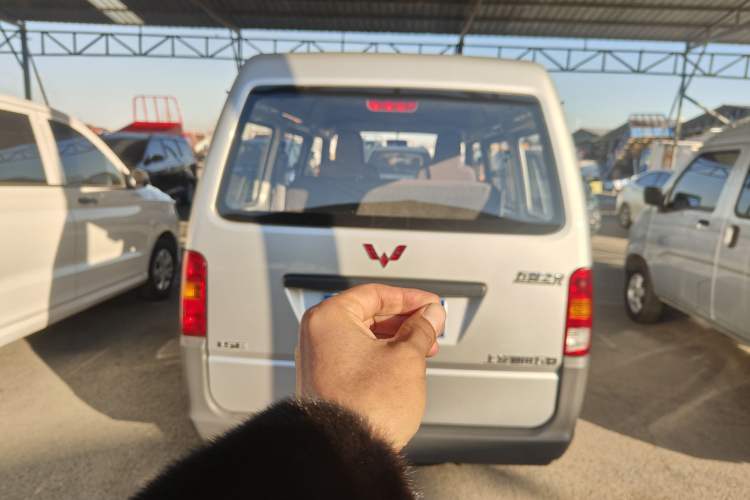 Used Wuling Zhiguang 2023 1.5L Practical Version 5/7 Seats