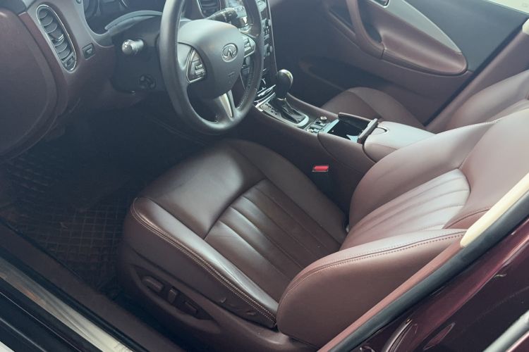 Used Infiniti QX50 2015 2.5L Enjoyment Edition