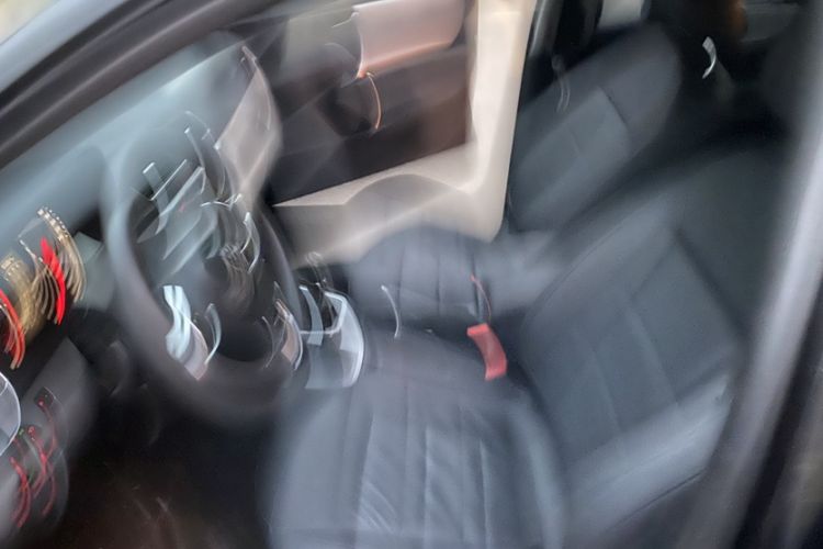 Used Volkswagen Gran Lavida 2013 1.6L Manual Comfort Model
