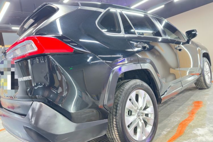 Used Toyota Wildlander 2022 2.0L CVT Two-Wheel Drive Leading Edition
