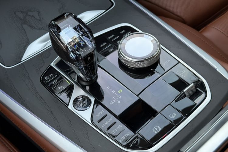 Used BMW X7 2022 xDrive40i Luxury M Sport Package
