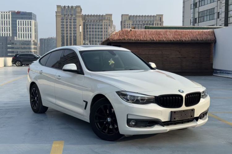 Used BMW 3 Series GT 2017 320i Sport Edition
