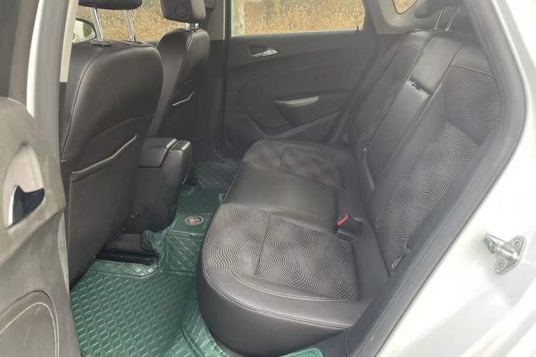 Used Buick GT 2014 XT 1.6L Automatic Fashion Edition