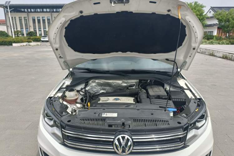 Used Volkswagen Tiguan 2017 300TSI Automatic Two-Wheel Drive Silk Road Luxury Edition
