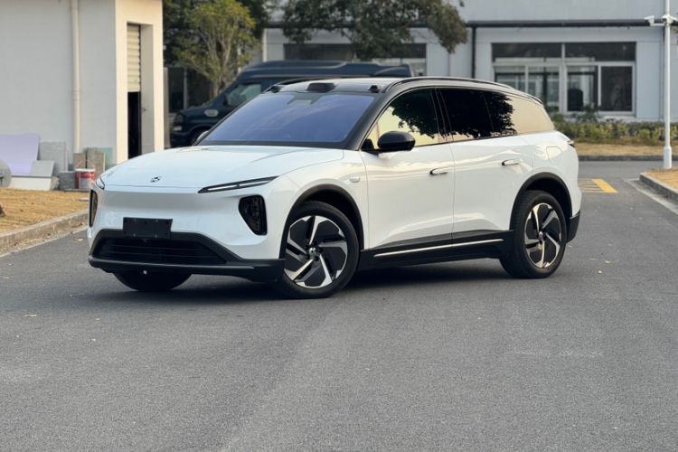 Used Nio ES6 2023 75 kWh
