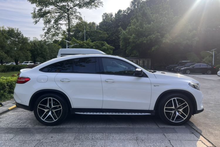 Used Mercedes-Benz GLE Coupe AMG 2017 AMG GLE 43 4MATIC Coupe SUV
