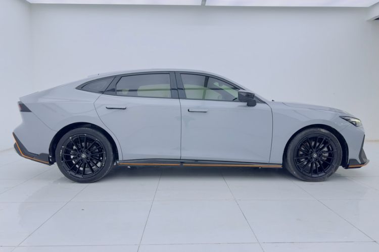 Used Changan UNI-V 2022 2.0T Sporty Version
