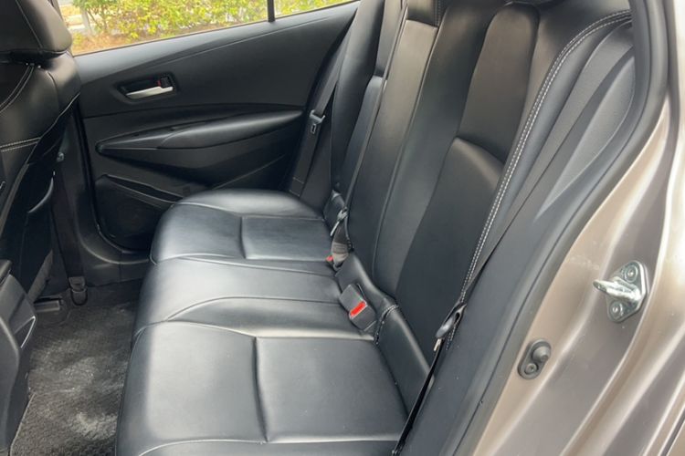 Used Toyota Corolla 2021 Dual-Engine 1.8L E-CVT Pioneer Edition
