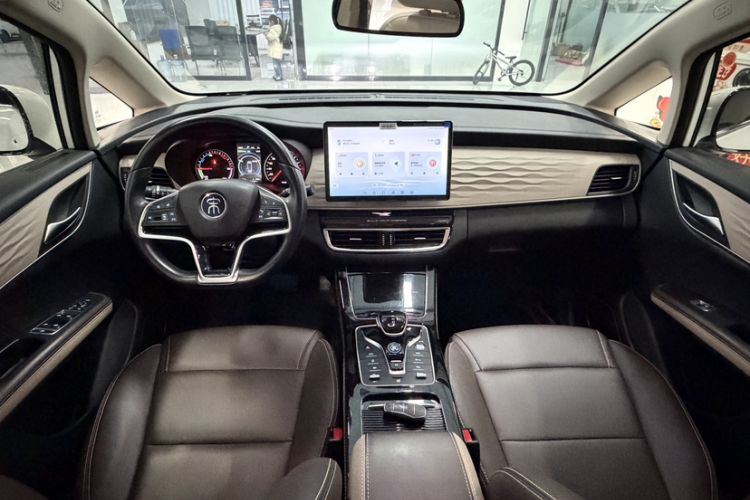 Used BYD Song MAX New Energy 2022 DM-i 105KM Flagship Model
