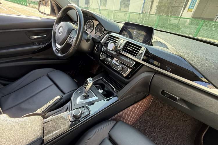 Used BMW 3 Series 2018 320Li Fashion Model