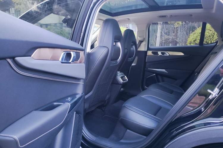 Used Lynk & Co 01 2017 2.0T Two-Wheel Drive Pro Edition
