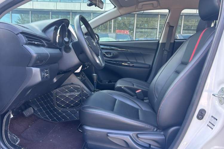 Used Toyota YARiS L 2021 X-Trail 1.5L CVT Luxury Edition
