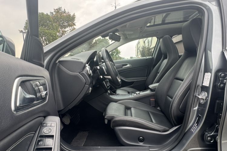 Used Mercedes-Benz GLA 2019 GLA 200 Fashion Model