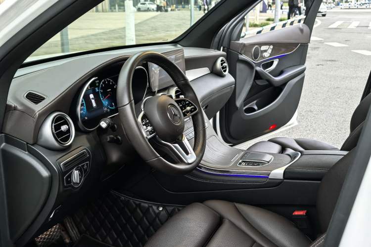 Used Mercedes-Benz GLC 2020 GLC 260 L 4MATIC Luxury Model
