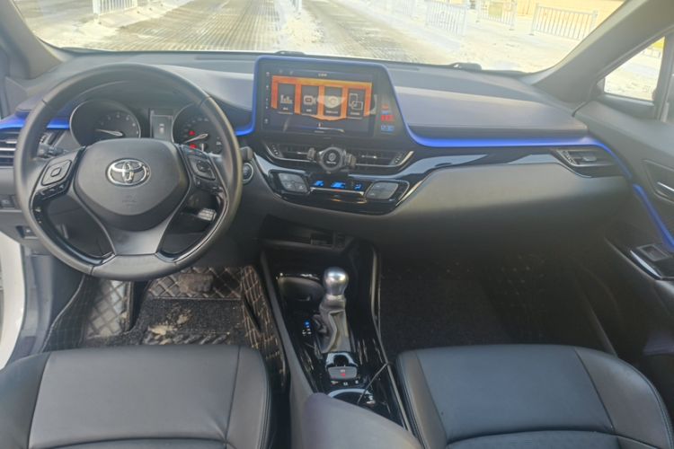 Used Toyota IZOA 2018 2.0L Yichi Edition China V Standard
