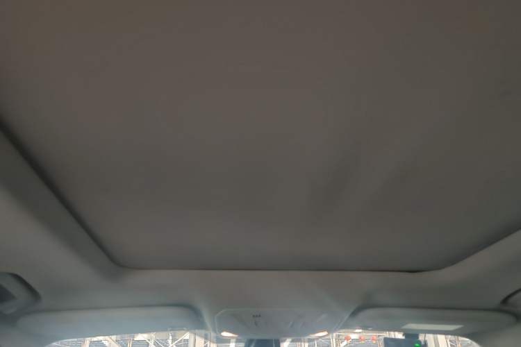 Used Ford Kuga 2019 EcoBoost 180 Two-Wheel-Drive Titanium Plus Model China VI Standard
