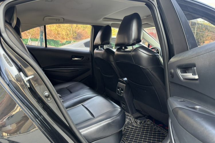 Used Toyota Corolla 2021 Dual-Motor 1.8L E-CVT Elite Edition