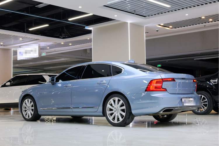 Used Volvo S90 2018 T5 Zhiya Edition
