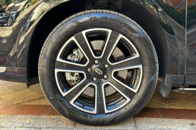 Used Hima AITO M7 2024 1.5T Intelligent Drive 4WD Ultra Version 5 Seats