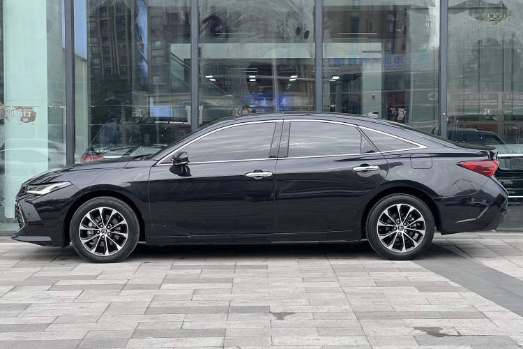 Used Toyota Avalon 2022 2.0L Luxury Edition