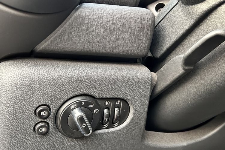 Used  MINI 2016 1.2T ONE Pioneer Edition