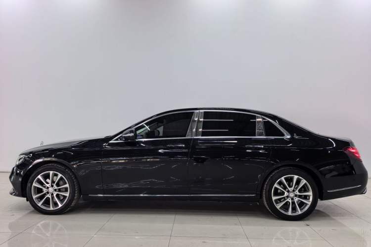 Used Mercedes-Benz E-Class 2016 E 300 L Stylish Model
