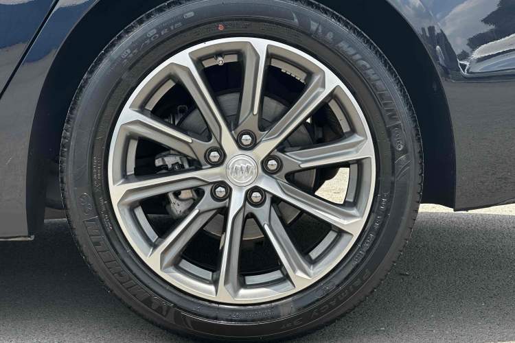 Used Buick LaCrosse 2021 652T Luxury Model
