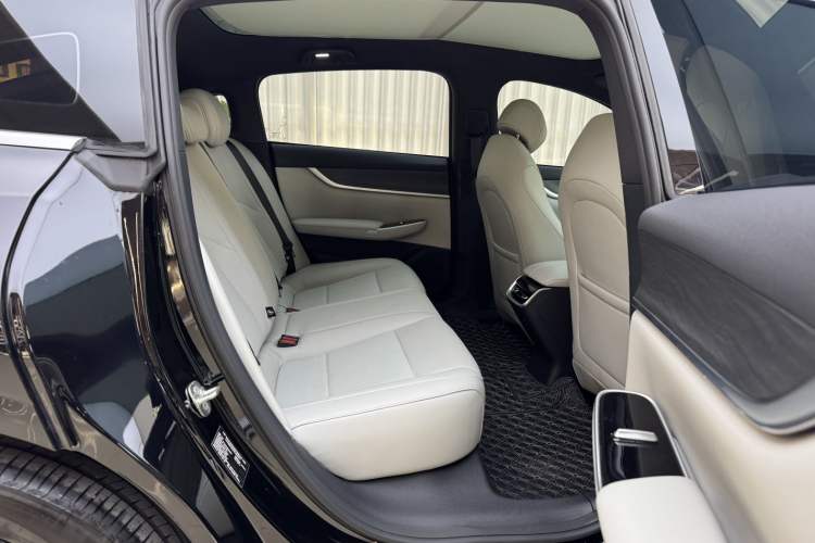 Used  A07 2025 Blue Whale Range-Extending Model 140 Elite Version
