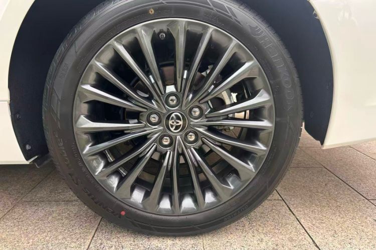 Used Toyota Avalon 2023 2.5L Touring Premium Edition
