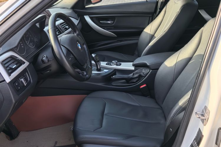 Used BMW 3 Series 2016 320Li Fashion Model
