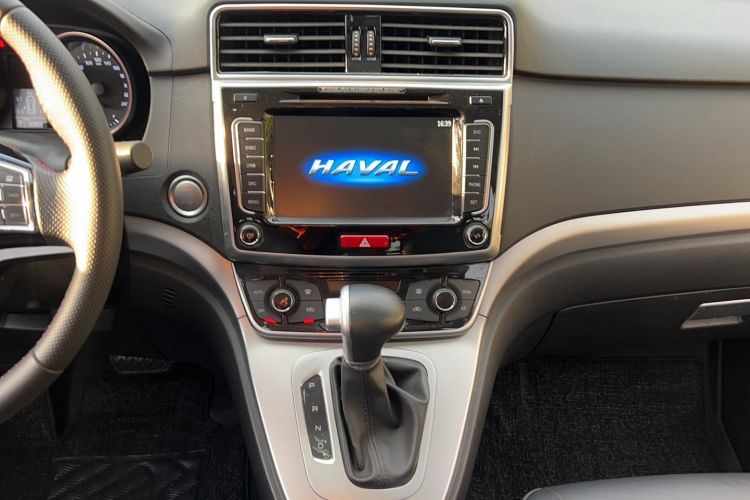 Used Haval M6 2018 Revised Version 1.5T DCT Two-Wheel Drive Elite Edition
