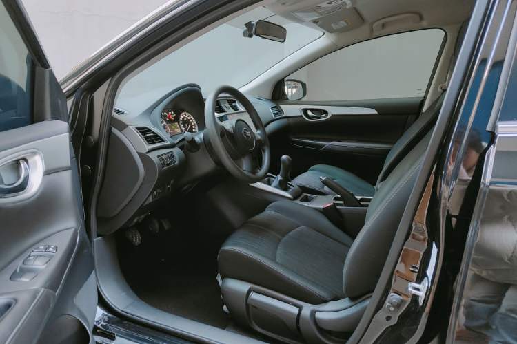 Used Nissan Sylphy 2021 Classic 1.6XE Manual Comfort Edition