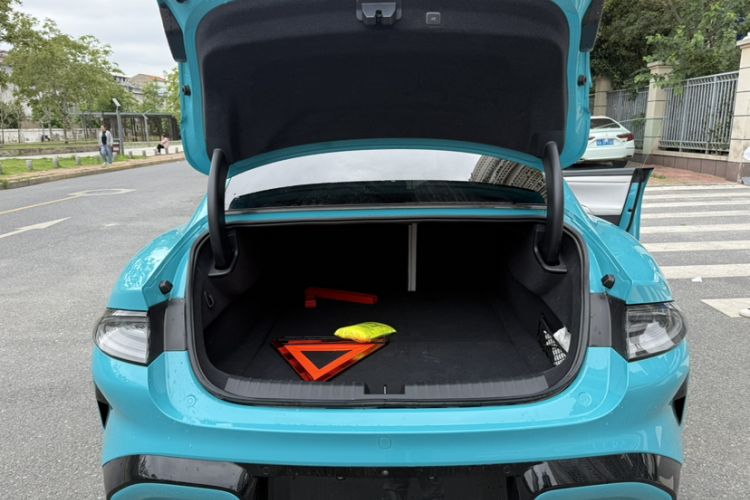 Used  SU7 2024 Four-Wheel-Drive Max Founder's Edition
