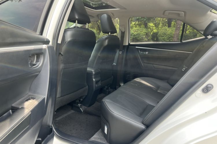 Used Toyota Corolla 2017 Revised Dual-Engine 1.8L E-CVT Elite Edition
