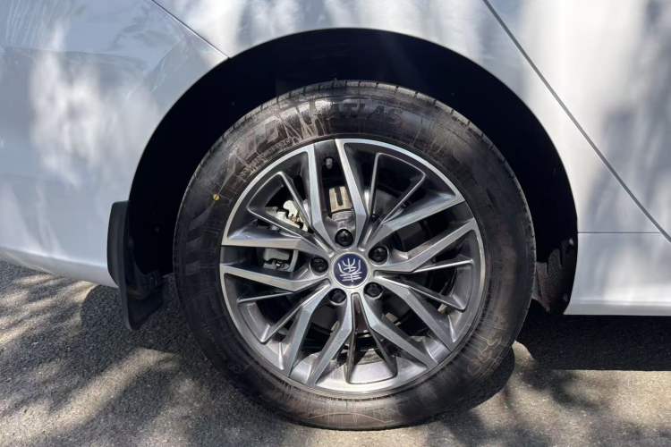 Used BYD Qin PLUS 2024 Honor Edition EV 510KM Leading Model