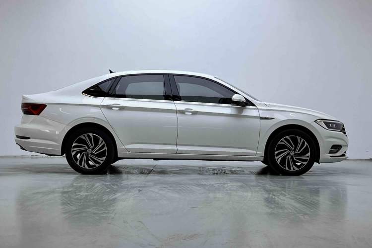 Used Volkswagen Sagitar 2022 280TSI DSG Flyover Edition
