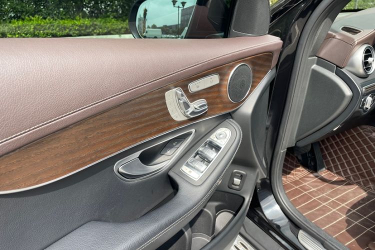 Used Mercedes-Benz GLC 2022 Facelift GLC 260 L 4MATIC Luxury Edition
