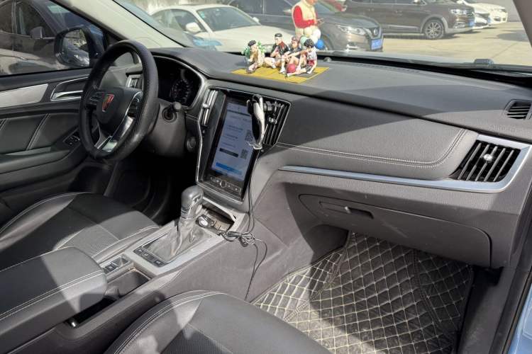 Used Roewe RX5 2019 20T Two-Wheel Drive Automatic Ali Smart Connectivity Platinum Edition