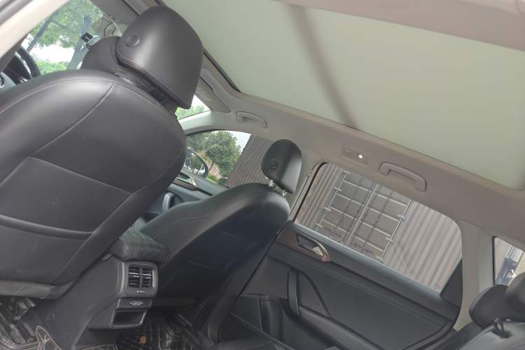 Used Volkswagen Tharu 2020 280TSI Two-Wheel Drive Comfort Edition China VI Standard