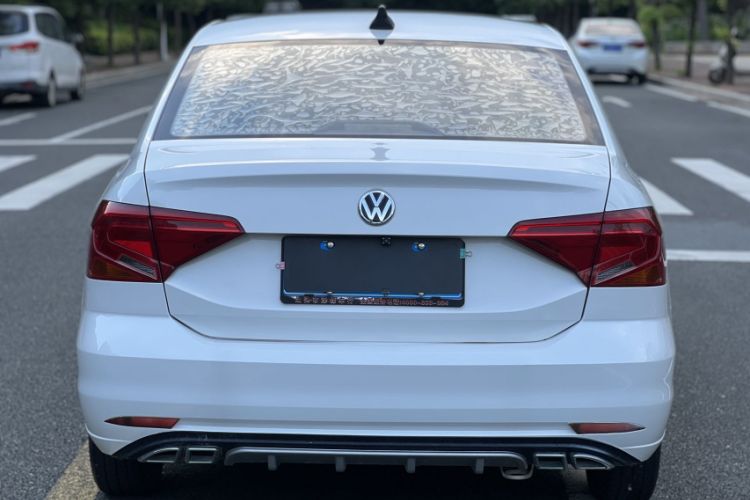 Used Volkswagen Jetta 2017 1.5L Automatic Fashion Model
