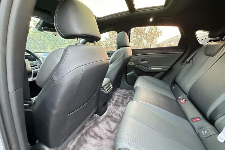 Used BYD Qin L 2024 DM-i 120KM Leading Model
