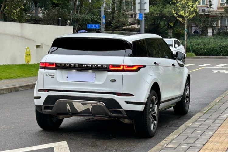 Used Land Rover Range Rover Evoque 2022 Aurora L 249 PS R-Dynamic Luxury Edition
