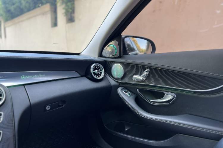 Used Mercedes-Benz C-Class 2018 C 180 L Fashion Edition Sport Version
