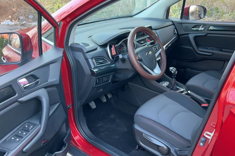 Used  Refine S3 2017 1.6L Manual Luxury Model
